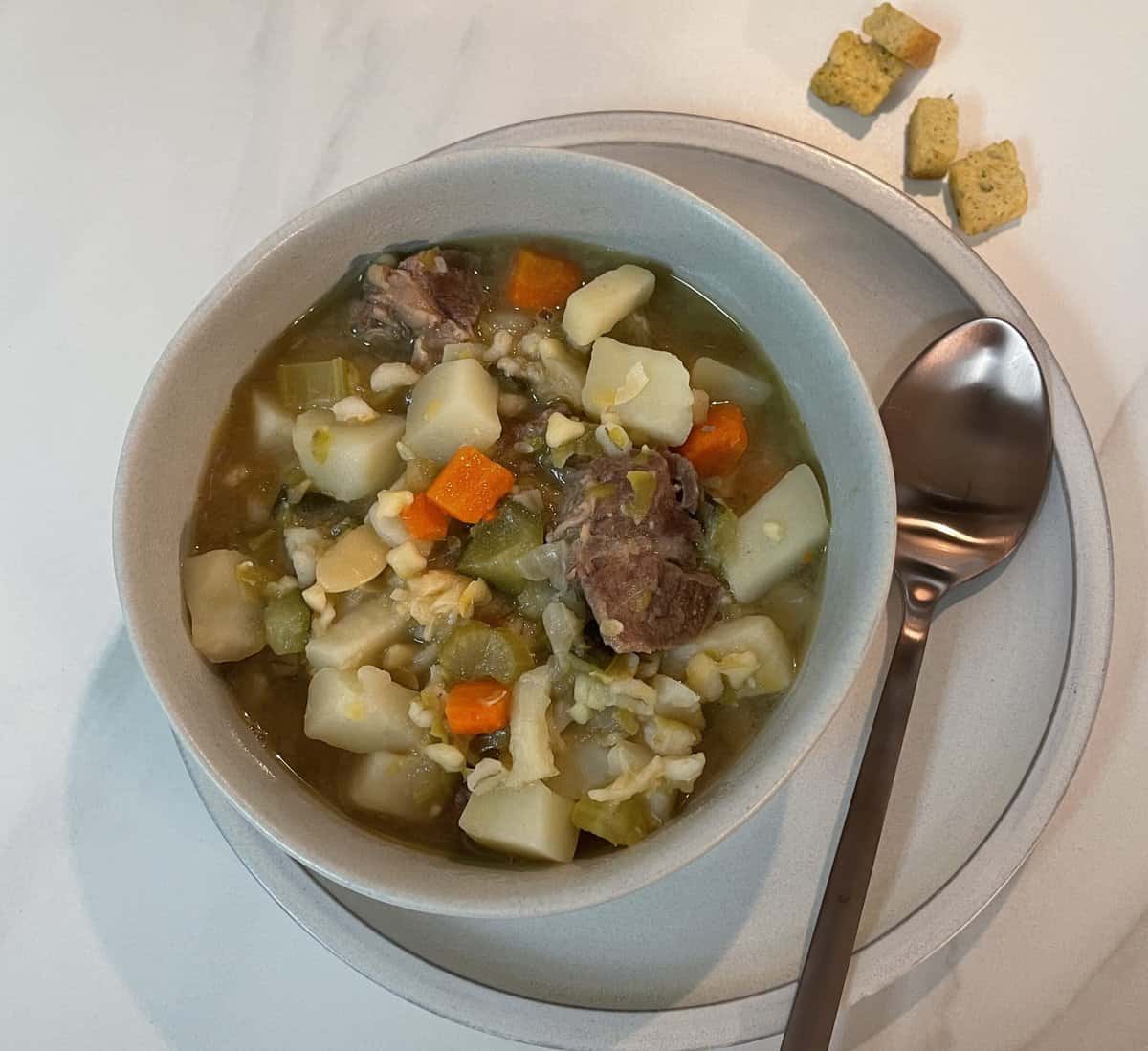 Hearty Beef and Vegetable Soup 