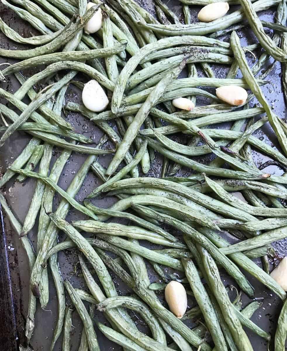 Oven-Roasted Green Beans with Fresh Garlic